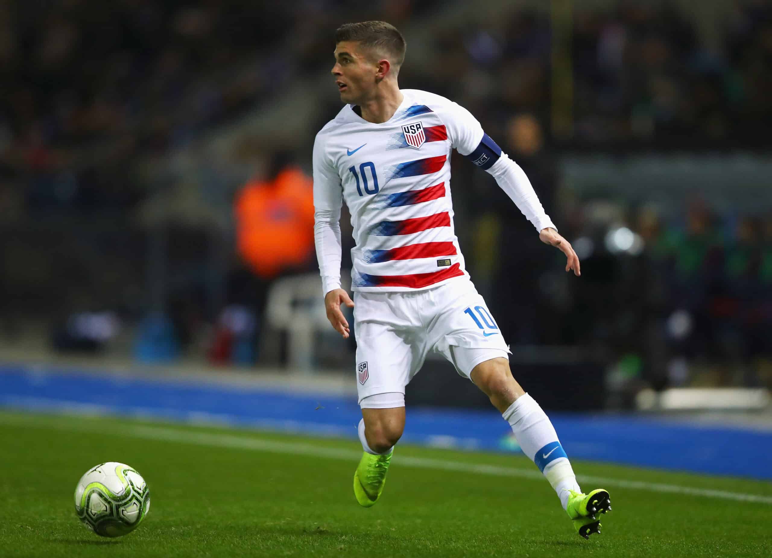 christian pulisic usa kit